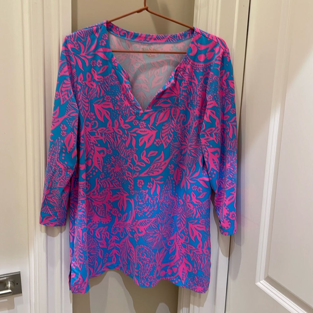 Fabulous barely worn Lilly Pulitzer tunic top! Great for summer and spring